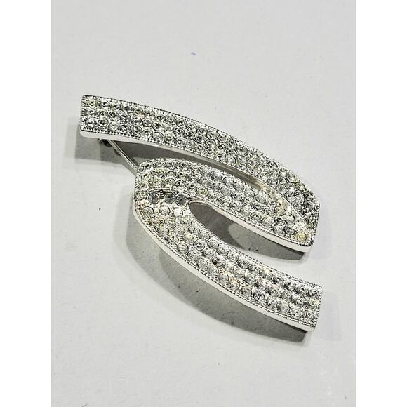 NWOT Estate Signed Napier Ribbon "Z" Rhinestone Brooch Bright Shiny - Picture 3 of 9